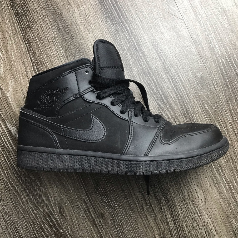 Nike Air Jordan 1 Mid Leather & Suede - All Black